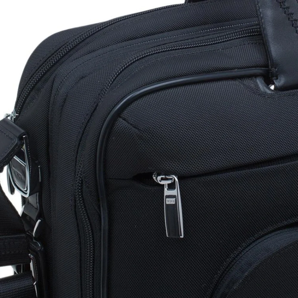 Tumi nwot black